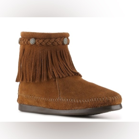 Minnetonka Back Zip Western Bootie Size 7.5 NWOT - Picture 1 of 7